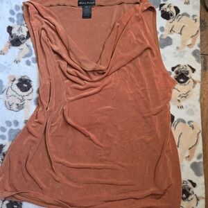 Fashion Avenue Women's Rust Sleeveless Blouse